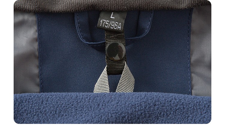 沖鋒衣細節(jié)圖