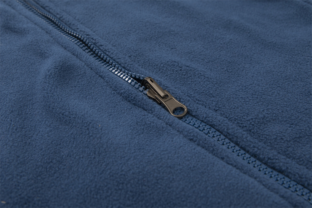 沖鋒衣細節(jié)展示